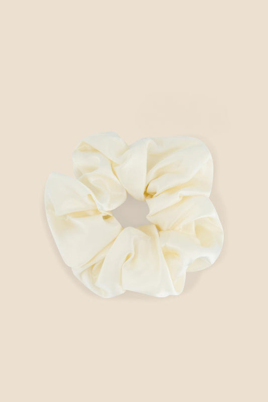 Serene Pure Silk Ivory Scrunchie - Gingerlilly Sleepwear